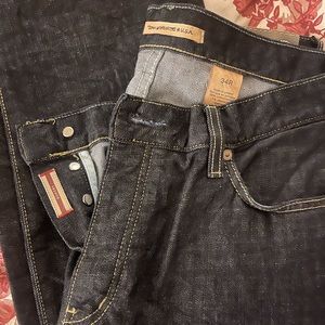 john varvatos dark wash jeans. 34R. like new. no sign of wear.